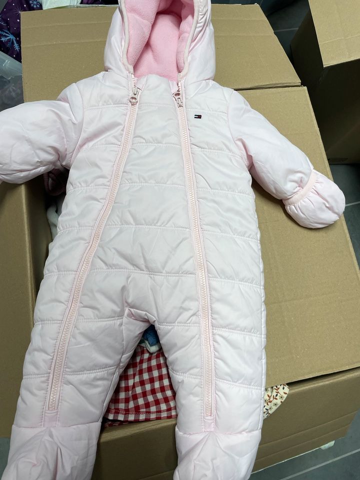 Tommy Hilfiger Baby Winter Schneeanzug Overall Jacke in Lüdinghausen