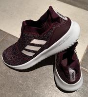 Adidas Schuhe Bayern - Herzogenaurach Vorschau