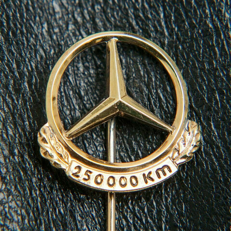 Polierter Mercedes Benz Daimler Gold Silber Pin 100.000 - 250.000 Sammler Neuwertig Top Versand Händler DHL Geschenk Echt in Igel