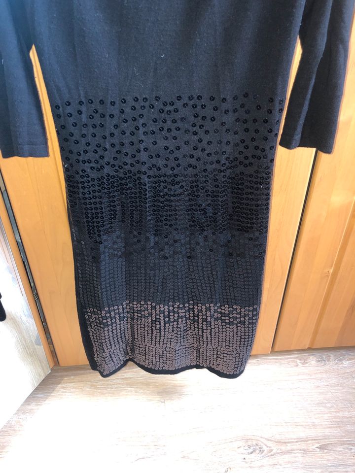 GUESS Kleid Pullover XS 34 Pailletten in Lahntal