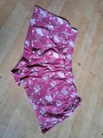 Lila Shorts mit Blumen Rheinland-Pfalz - Kaiserslautern Vorschau