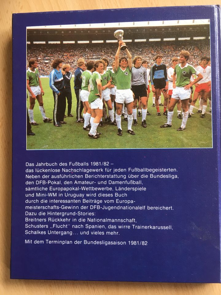 Kicker Jahrbuch des Fussballs 1981 / 1982 in Nersingen