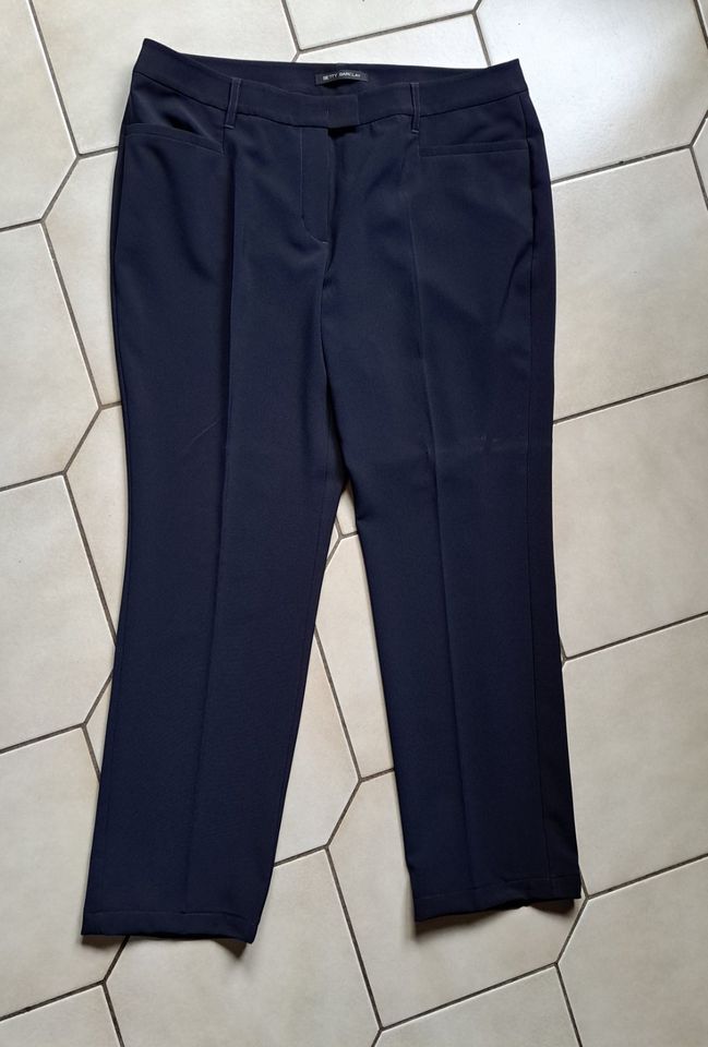 BETTY BARCLAY elegante Damen - Hose Gr. 44 dunkelblau mit Elastha in Brachttal