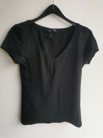 Tshirt Shirt Basic H&M schwarz Stretch V Auschnitt S Bayern - Deining Vorschau