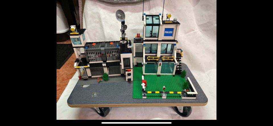 Lego 7744 Polizeistation ohne Bauanleitung Polizei in Gründau