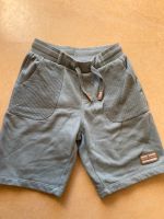 Kurze Hose (Shorts) Gr. 140 Sachsen - Rossau (Sachsen) Vorschau