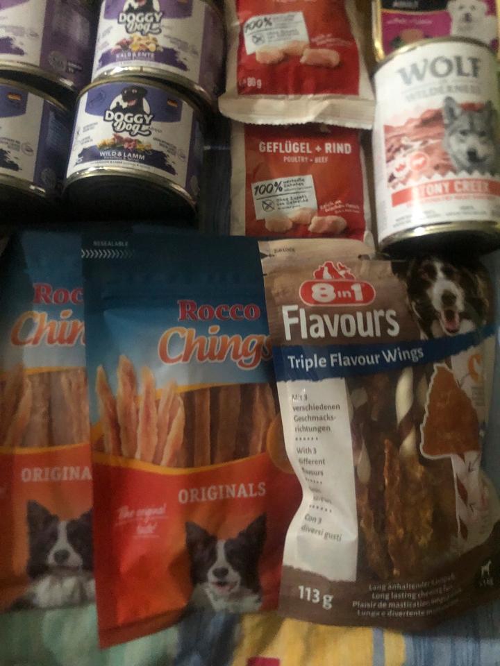 Hundefutter zu verkaufen, Nassfutter, Leckerlies, Knochen, TroFu in Leipzig