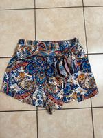 Shorts mit Blumen Neu Gr.L Urlaub Ibiza Ethno Hippie Boho Thüringen - Jenalöbnitz Vorschau