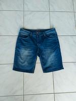 BLUETRIBE Stretch Jeans Shorts Bermudas Gr. L NEU Hessen - Messel Vorschau