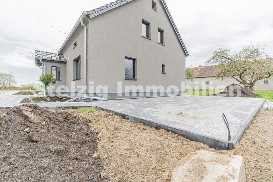 Natur Pur 2 Raum 78 m² Einbauküche Fußbodenheizung Stellplatz in Cottbus