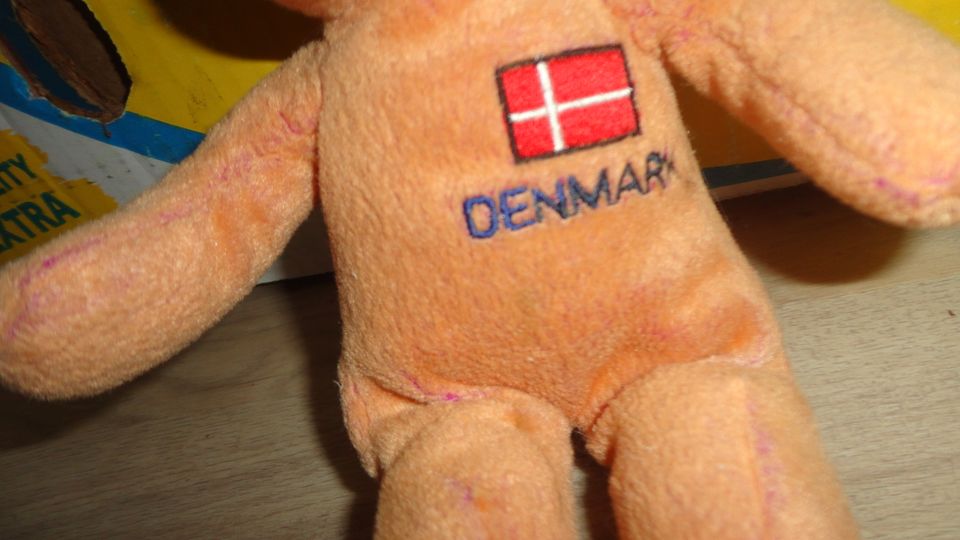 Dänemark Teddy , braun, "Sunkid" in Bischofswerda