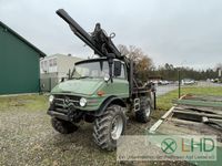 Unimog 406 mit Forstladekran und Tandemrückeanhänger Niedersachsen - Leese Vorschau