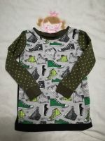 handmade langarm Shirt 116 Schuhe Chucks Sterne grün  junge Nordrhein-Westfalen - Kamen Vorschau