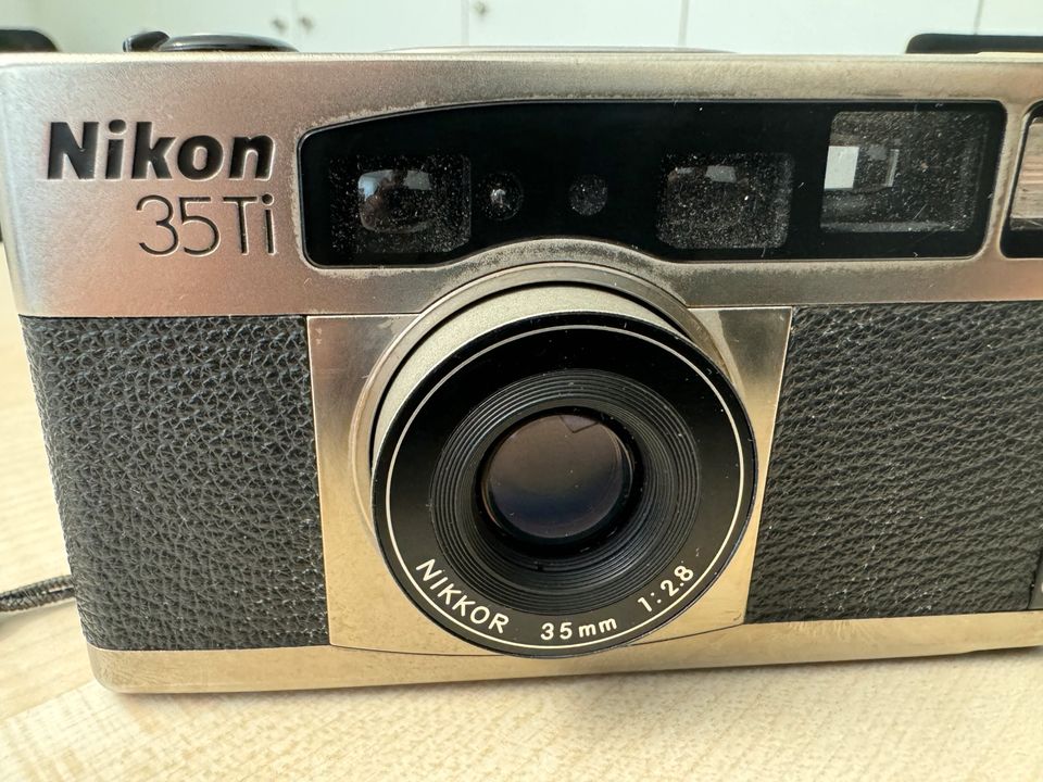 Nikon 35Ti, Kamera analog, analoge Filmkamera in Mainz