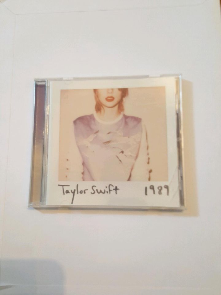 Taylor Swift 1989 CD in Muldestausee