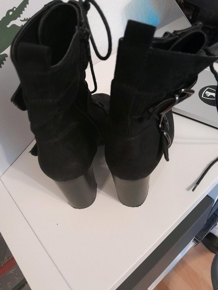 Damen Stiefelette von Deichmann Größe 39 in Dortmund