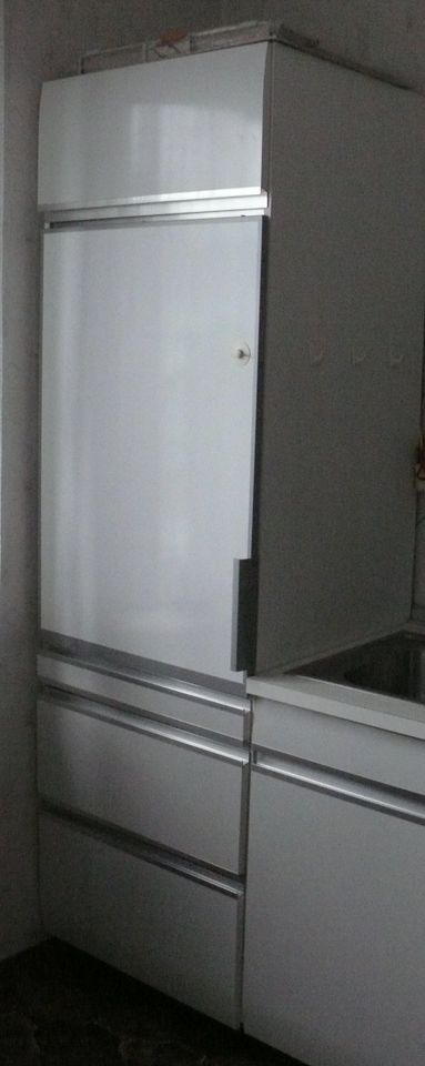 SUCHE Siematic Hochschrank für Kühlschrank in Bad Hersfeld