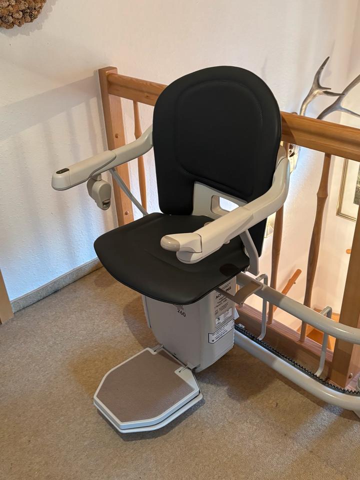 Treppenlift Lifta Avantgarde 6100 fast neu 3 Ebenen NP 16.000.- in Ingolstadt