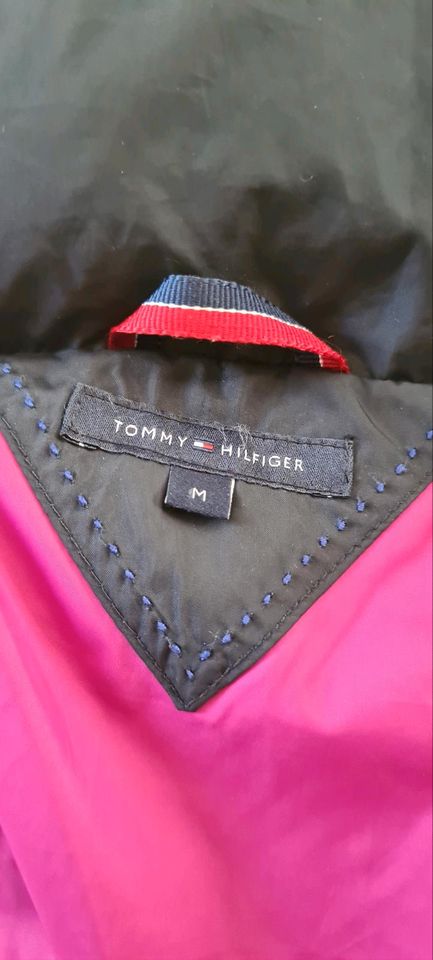 # Jacke/ Mantel von Tommy Hilfiger Größe M in Nümbrecht