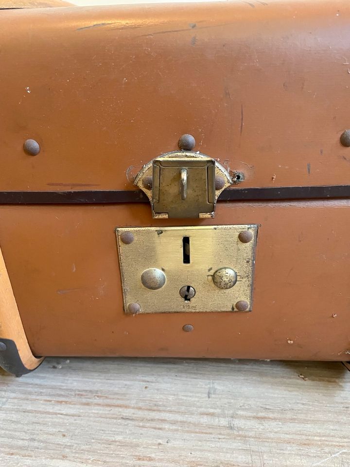 Reisekoffer, Vintage, Antiker, Überseekoffer  100x55x33 in Neuwied