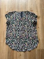 Blümchen Bluse / T-Shirt „Vic“ von ONLY in Gr 40 Schleswig-Holstein - Laboe Vorschau