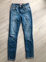 Jeans Hose Only Gr. S Länge 32 Nordrhein-Westfalen - Preußisch Oldendorf Vorschau