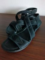 Bequeme Sandalen /Größe 39. Hessen - Neuhof Vorschau