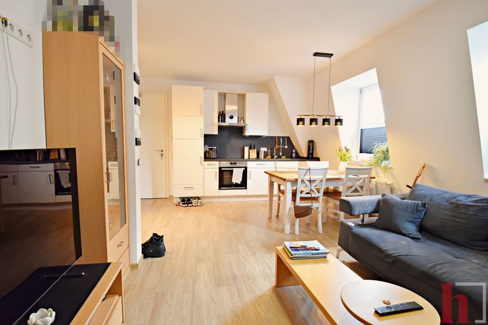 Zentrale 2-Zimmer-Dachgeschosswohnung mit Einbauküche in Lohne (Oldenburg)