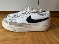 Nike Blazer Düsseldorf - Hafen Vorschau