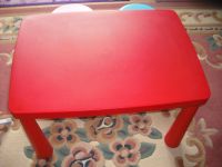 IKEA"MAMMUT Kinder Sitzgruppe Tisch u.2 Hocker top Bayern - Würzburg Vorschau