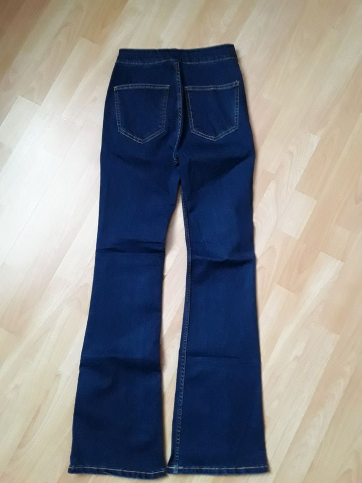 Damen Hose Jeans Schlaghose High Waist Zara S (36) in Recklinghausen