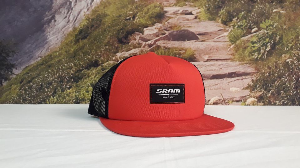 SRAM Basecap Hat | rot/schwarz | Größe verstellbar in Pfaffenhofen a. d. Roth