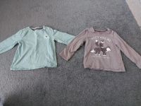 2 Stück langarm Shirts  Pulli dünn Gr.92 Jungs Hessen - Staufenberg Vorschau