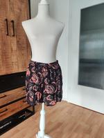 Mango Hose Shorts Gr. 38 / M schwarz Pailletten Düsseldorf - Flingern Nord Vorschau
