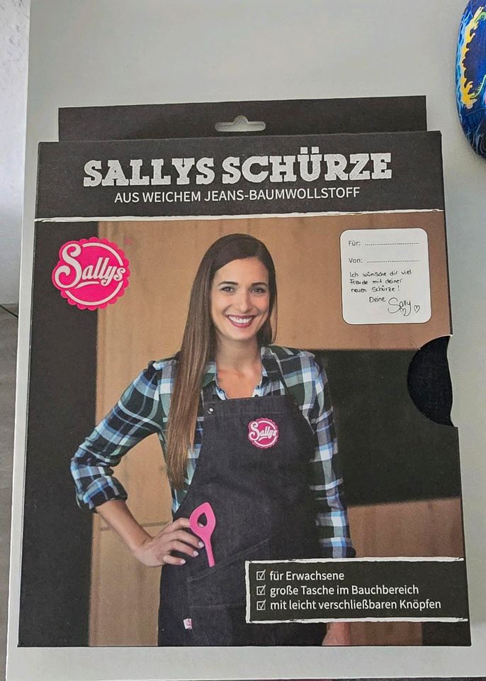 Sally's Schürze, NEU, Backschürze, Jeansschürze in Dortmund