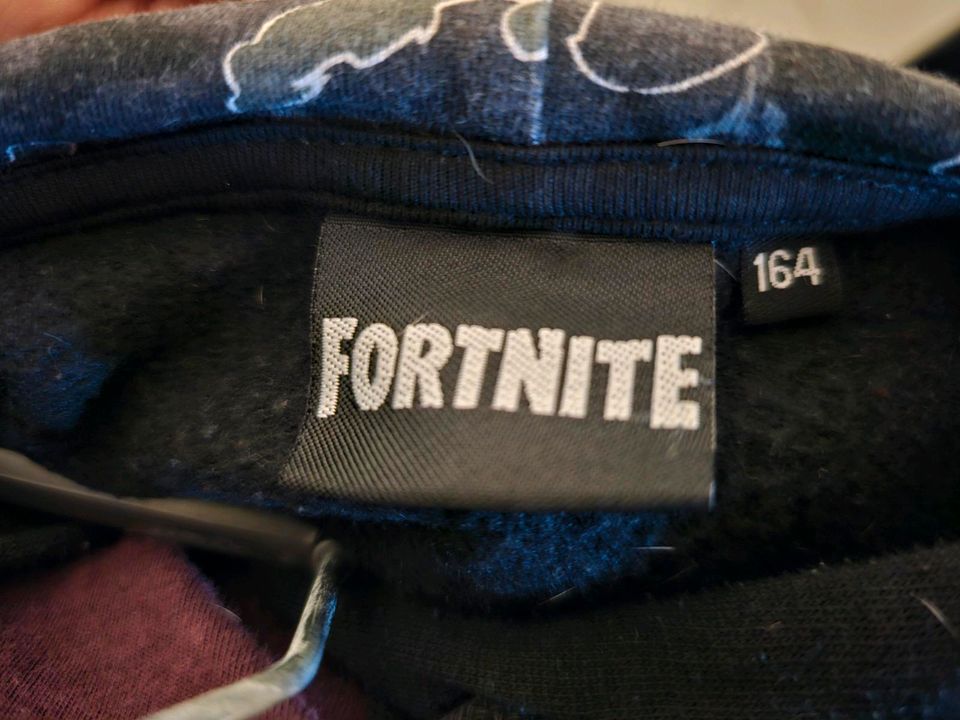 "Fortnite" Pullover, Sweatshirt, Kapuzenshirt, Kapuzenpulli in Markranstädt