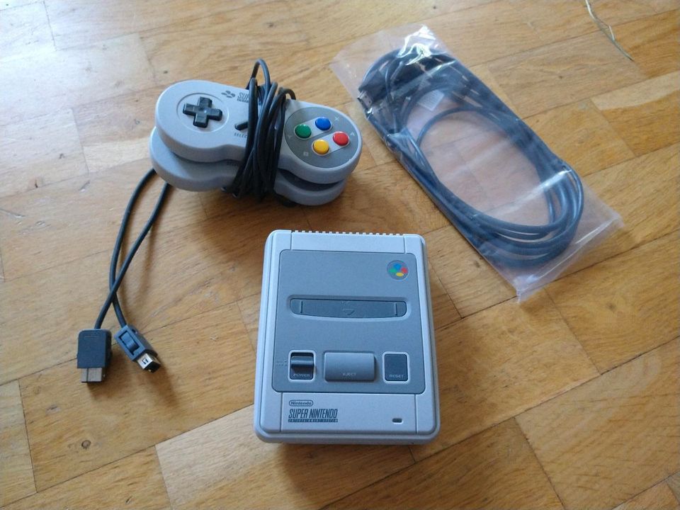 Super Nintendo Mini Konsole SNES in Berlin