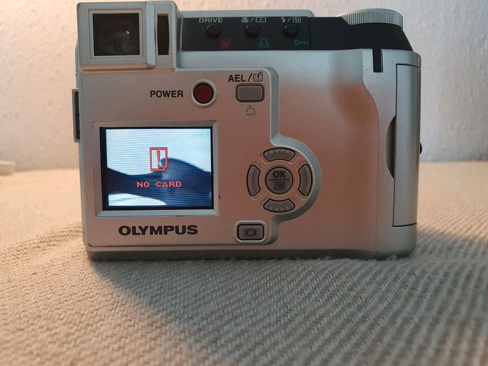 Olympus Kompaktkamera C-725 -Ultra Zoom -8x - inkl. Speicherkarte in Gummersbach