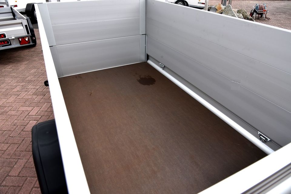 Alu-Kastenanhänger 750 kg Innenmaß 2,10 x 1,10 x 0,65 m in Königs Wusterhausen