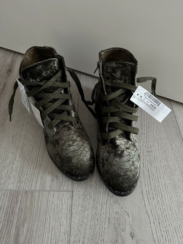 Damenschuhe Neu Größe 40 in Heide