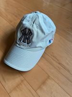 Adidas New York Yankees Cappy in beige/dunkelblau Kr. München - Ottobrunn Vorschau