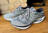 Mizuno Wave Inspire 20 Laufschuhe Schuhe 46 Pankow - Prenzlauer Berg Vorschau