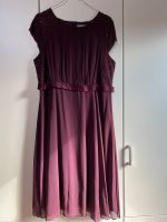 Cocktailkleid Christian Berg, Gr. 46, Aubergine Nordrhein-Westfalen - Eslohe Vorschau