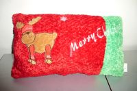 Weihnachtskissen Rentier Merry Christmas Rot/Grün Kissen 40x22x11 München - Bogenhausen Vorschau