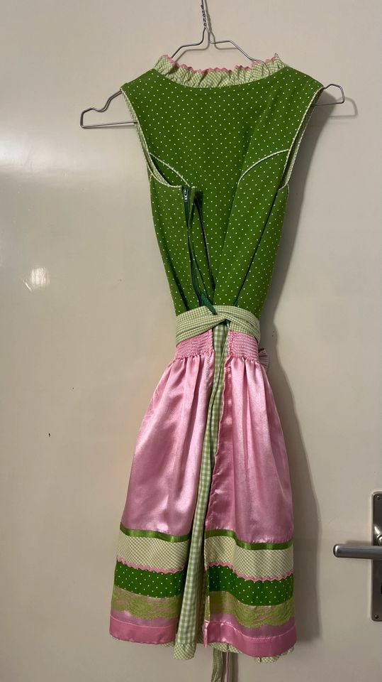 kurzes Dirndl grün/rosa 34 von Edel heiss in Aschheim