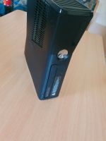 Xbox 360 mit spielen und Zubehör Bayern - Waldmünchen Vorschau