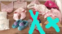 11x Baby Mützen gefüttert Strickmützen Schuhe Handgestrickt Berlin - Reinickendorf Vorschau