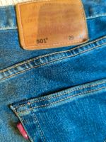 Levi's 501 Größe 29/32, blau, neuwertig Nordrhein-Westfalen - Dörentrup Vorschau