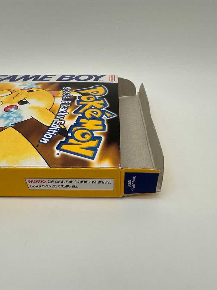 Pokemon - Gelbe Edition Nintendo Gameboy OVP in Augsburg