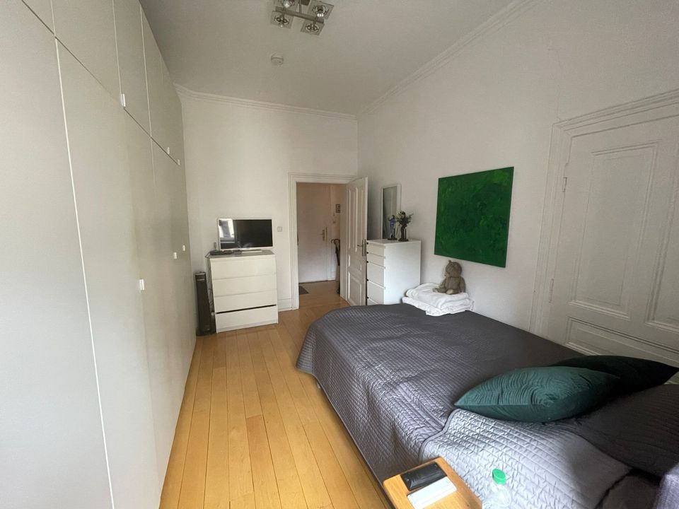 Frankfurt - beste Wohnlage im Nordend - Sanierter Stilaltbau, 3 Zi. + Balkon in Frankfurt am Main